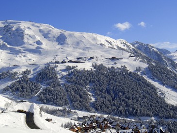 Baqueira Beret mejora pistas, producción de nieve y central de reservas online para la temporada 16-17